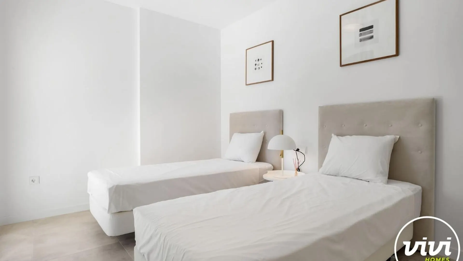 Vivi Homes - Los Ricos Estepona 0*,  Hiszpania